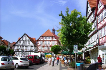 14 Eschwege-Rathaus und Wochenmarkt